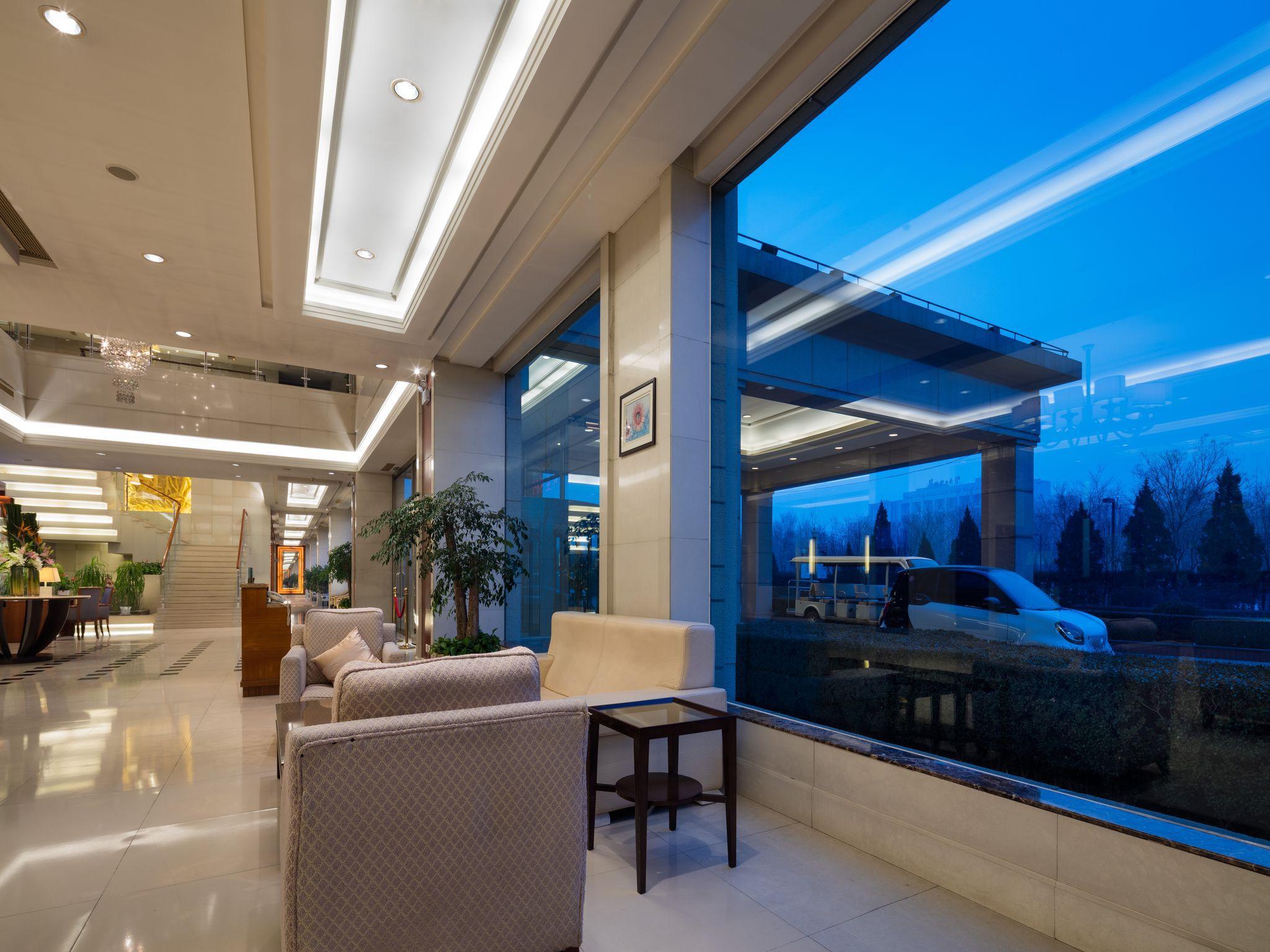 Ramada Beijing North Hotel Changping Buitenkant foto