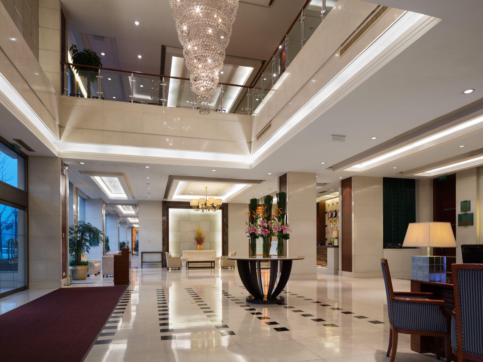Ramada Beijing North Hotel Changping Buitenkant foto