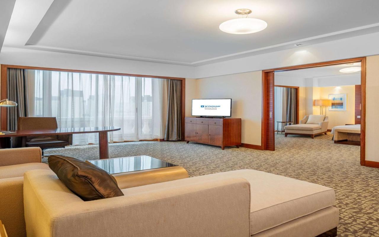 Ramada Beijing North Hotel Changping Buitenkant foto
